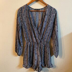 LIVING DOLL SMALL BLACK & WHITE LONG-SLEEVE ROMPER / NEW WITHOUT TAG
